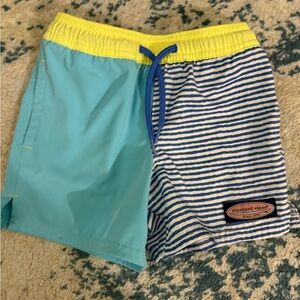 Vineyard vines boys size 4/5 swim trunks